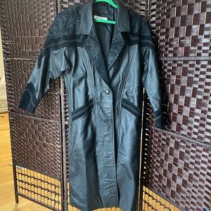 Vintage Genuine Black Leather Coat with Shoulder Pads Paisley - Size Small